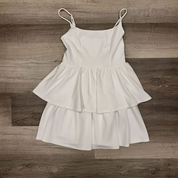 SPEECHLESS mini ruffle dress - Picture 1 of 8